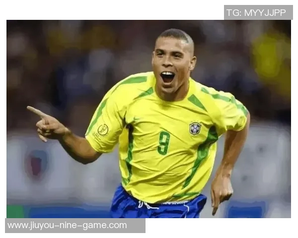 以画笔定格绿茵传奇足球巨星的荣耀与永恒风采